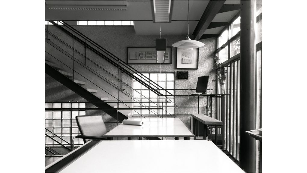 9-aak.jpg